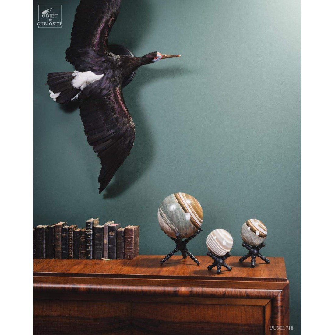 Sphere of Zebra-striped jasper  (2kg) Sphere of Zebra-striped jasper  (2kg)