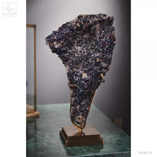 Chalcopyrite iridescent crystals (USA)