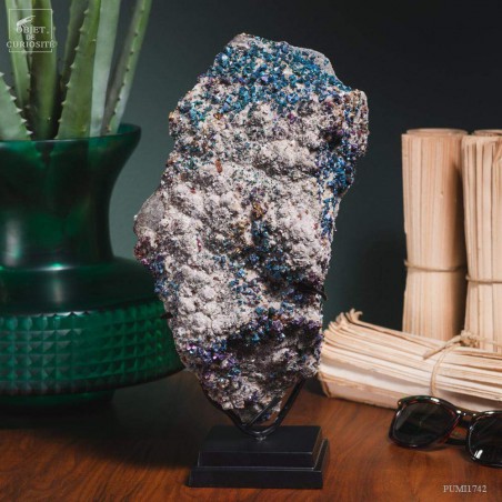 Chalcopyrite iridescent crystals (USA)