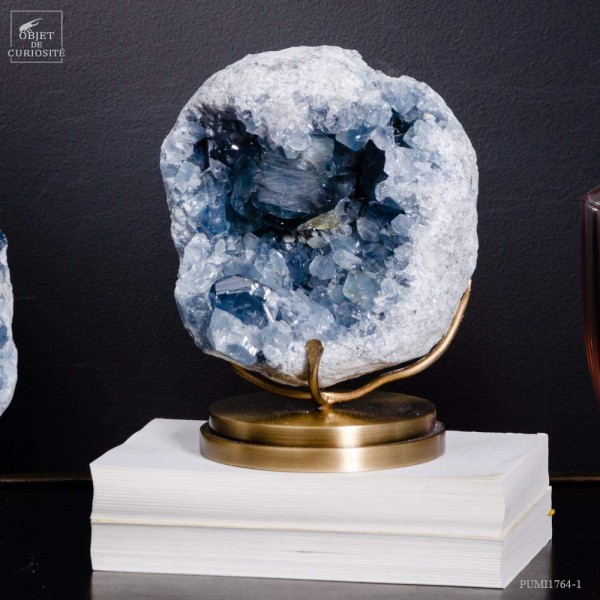 Blue celestina mineral (4.2kg) from Madagascar